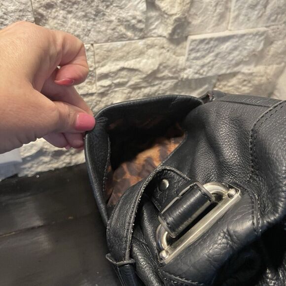 B Makowsky Leather Hobo Shoulder Bag Tote Black Soft Medium Silver Clasp - Picture 5 of 12